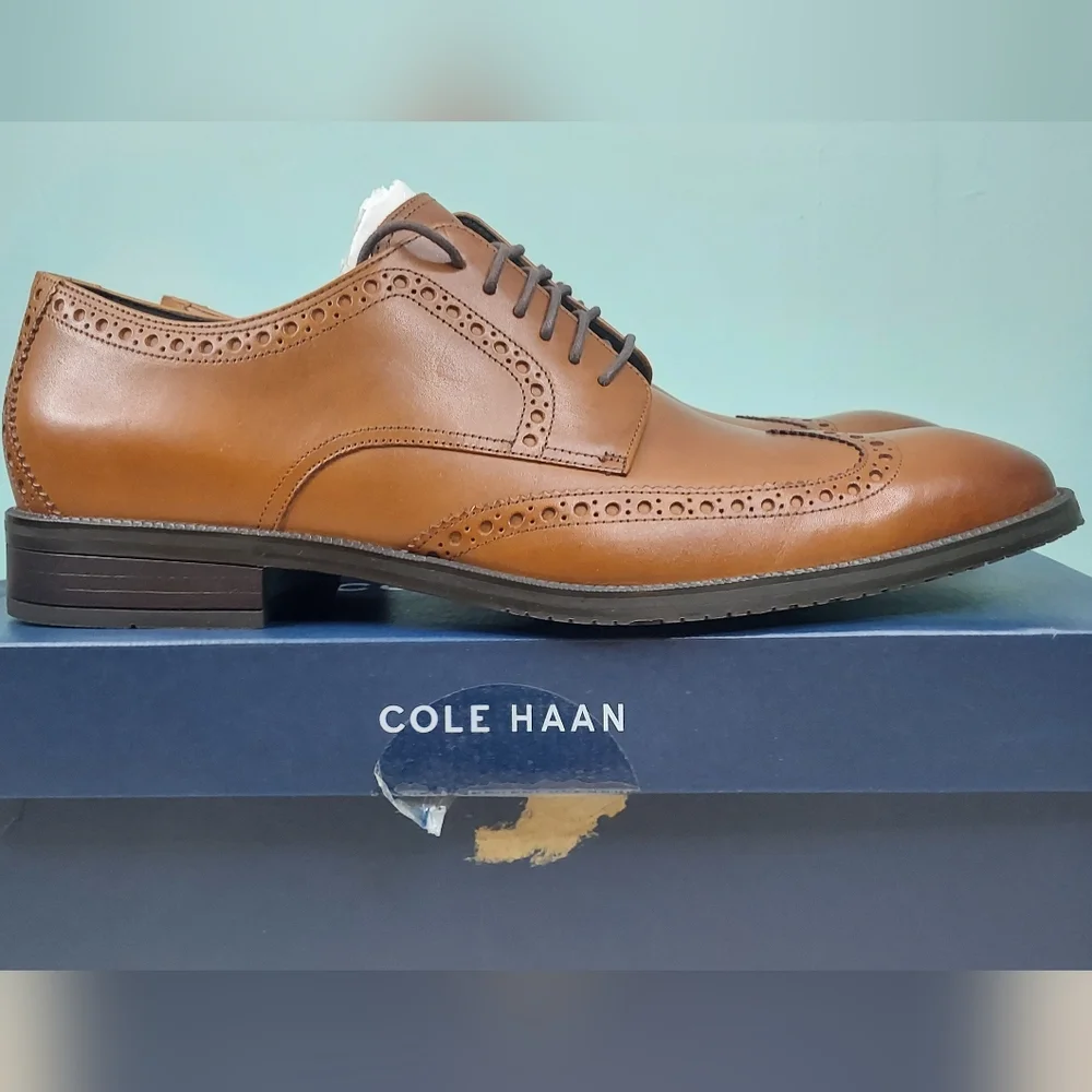 Cole Haan Mens Tan Leather Wingtip Oxfords Size 12 NWT Groom Shoes Formal Office